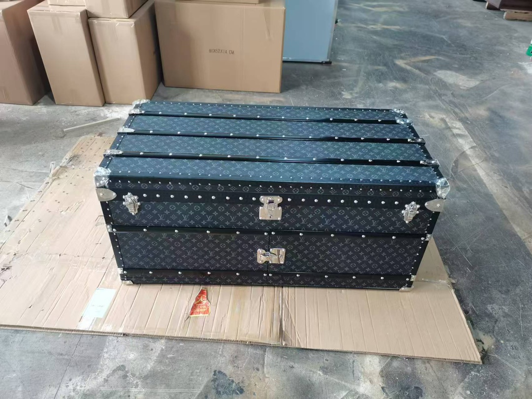 Tea table. Open the drawer. Black flower. Delivery shot - 图片 2