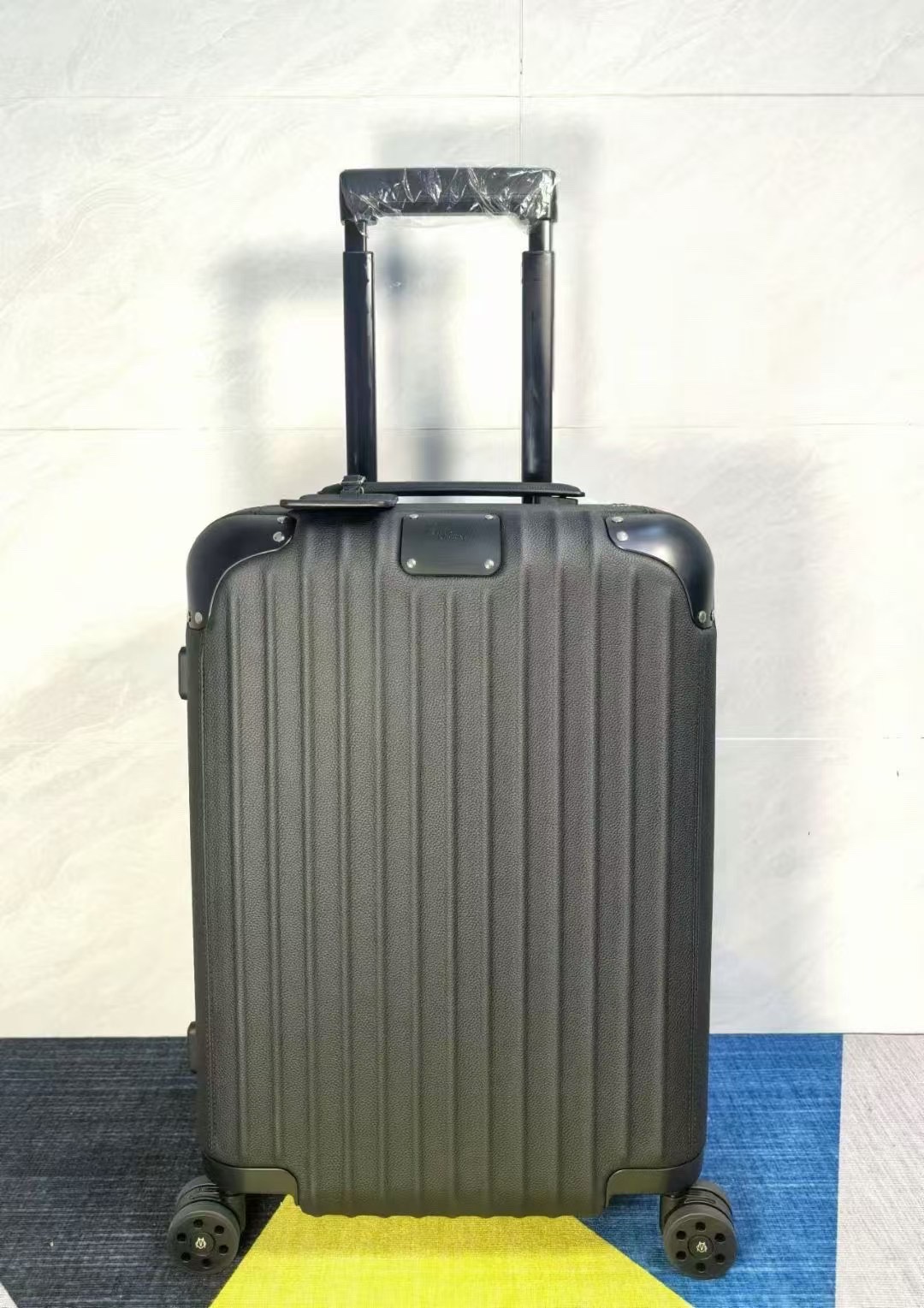 Rimow/Jimw: Premium Whole Cow Skin Luggage with High-Tech Features