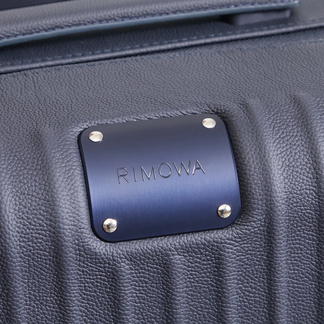 Luxury Rimow/Jimw Cow Skin Luggage: High-Quality, Innovative Features, Stylish Designs - 图片 6