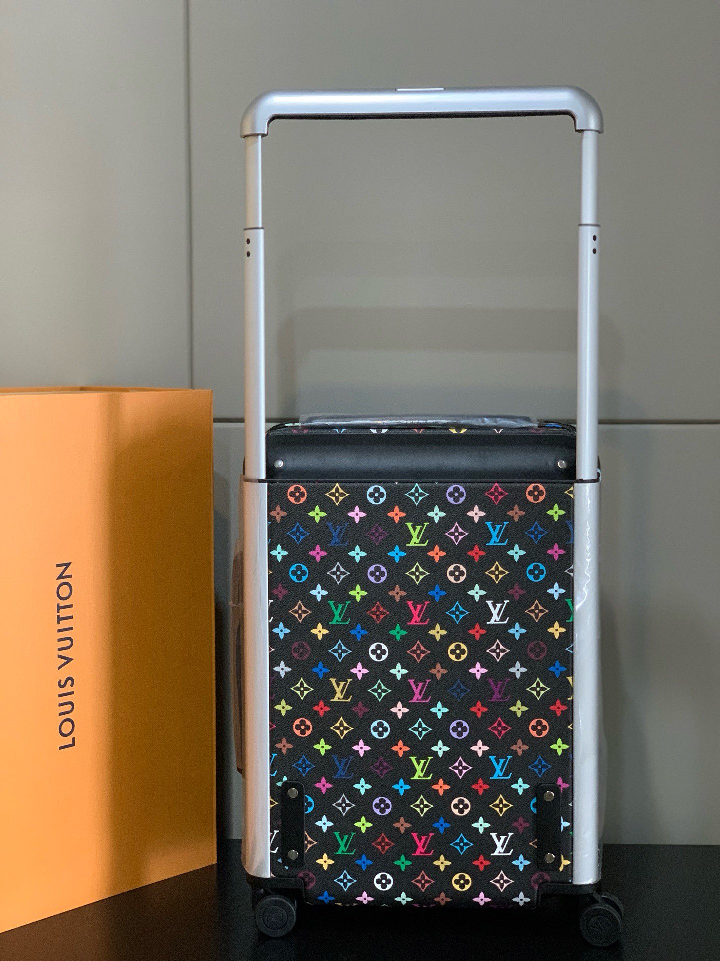Ass Louis V.D. Horizon Four-Wheel Pole Box: Premium Features and Beautiful Price - 图片 9