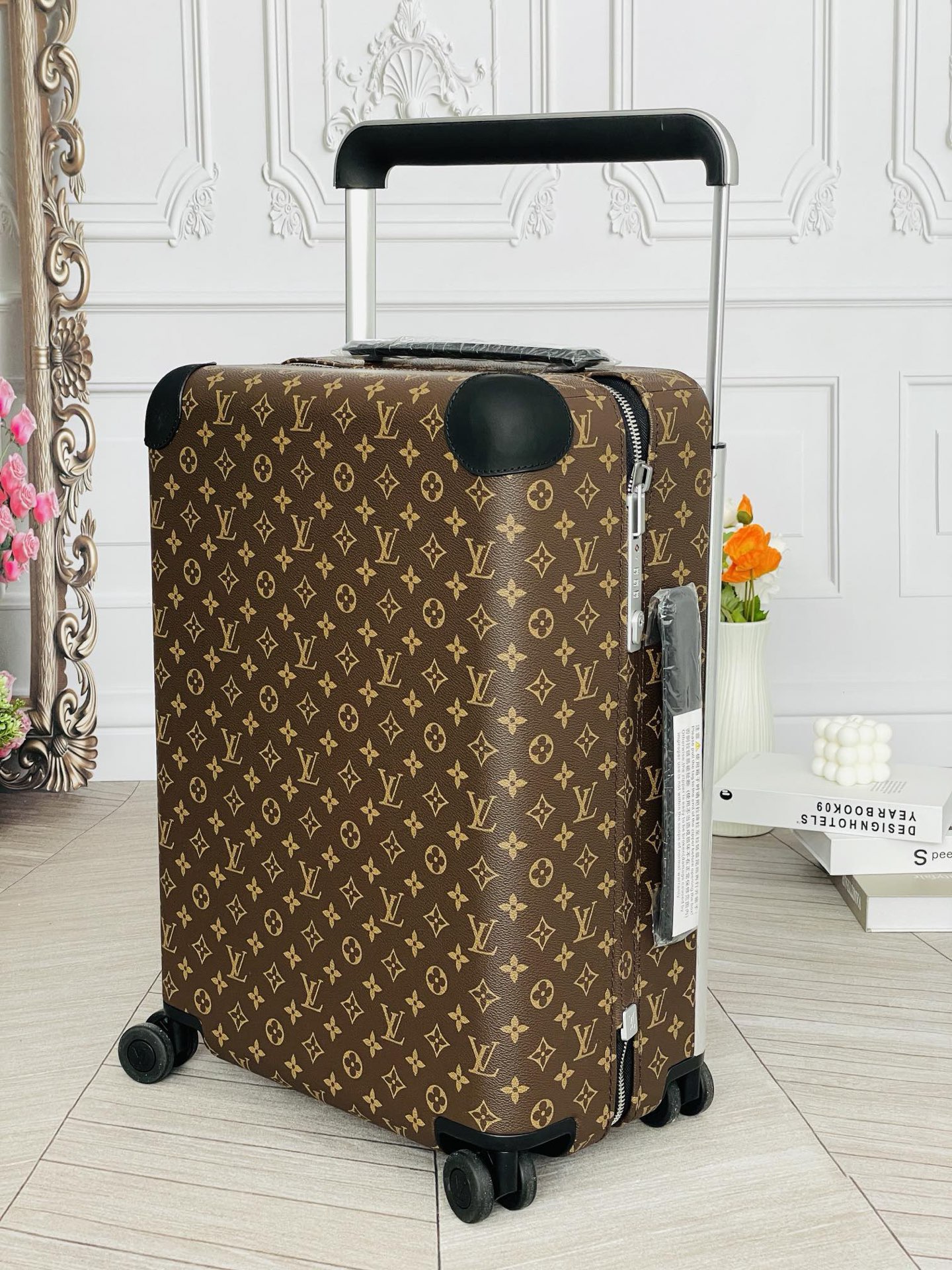 Ass Louis V.D. Four-wheel Pole Box with Unique Features and Elegant Design - 图片 6
