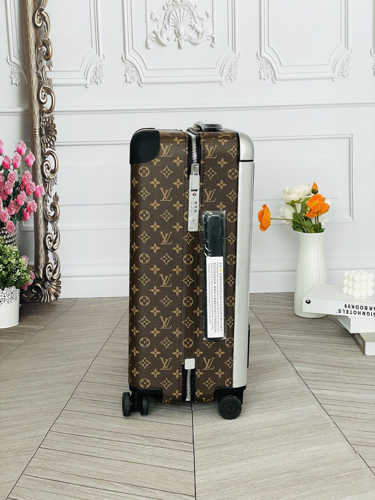 Ass Louis V.D. Four-wheel Pole Box with Unique Features and Elegant Design - 图片 7