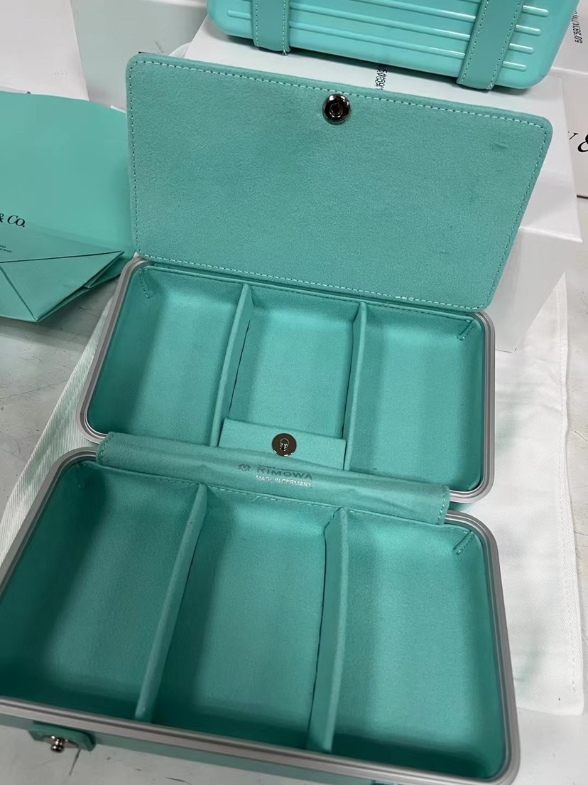 RIMOWA Zmova Tiffany. We’ll take the jewelry box. Dimensions: 20*11*6 cm - 图片 5