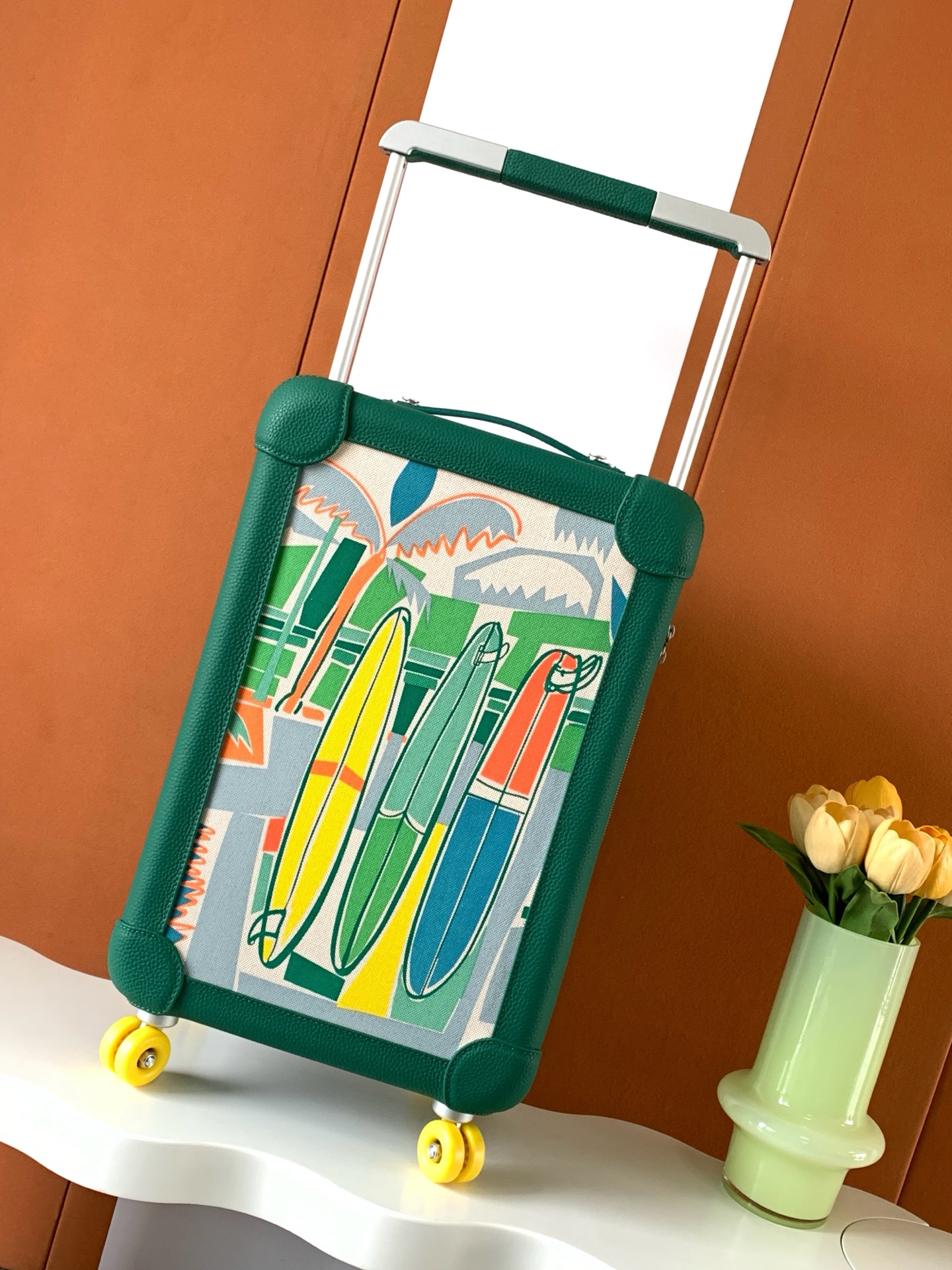 R.M.S. Elmar S. Travel Vans: Stylish Luggage Boxes for Adventurous Journeys