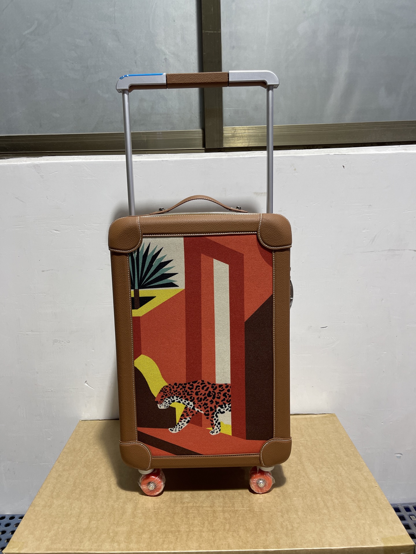 R.M.S. Elmar S. Travel Vans and Luggage Boxes: Enhance Your Journey with Style! - 图片 7