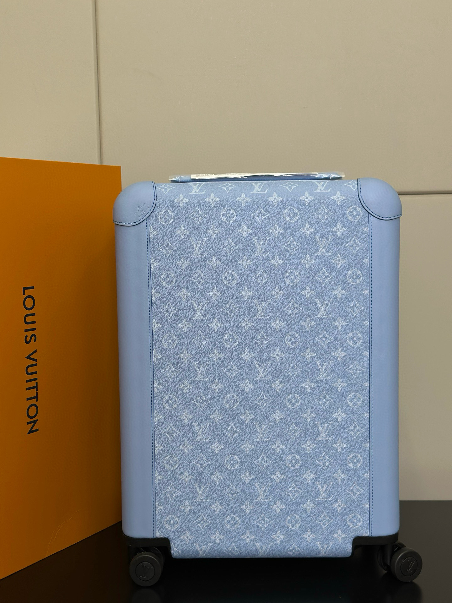 Luxury Louis Vuitton Luggage: Elite Features and Unique Design Characteristics