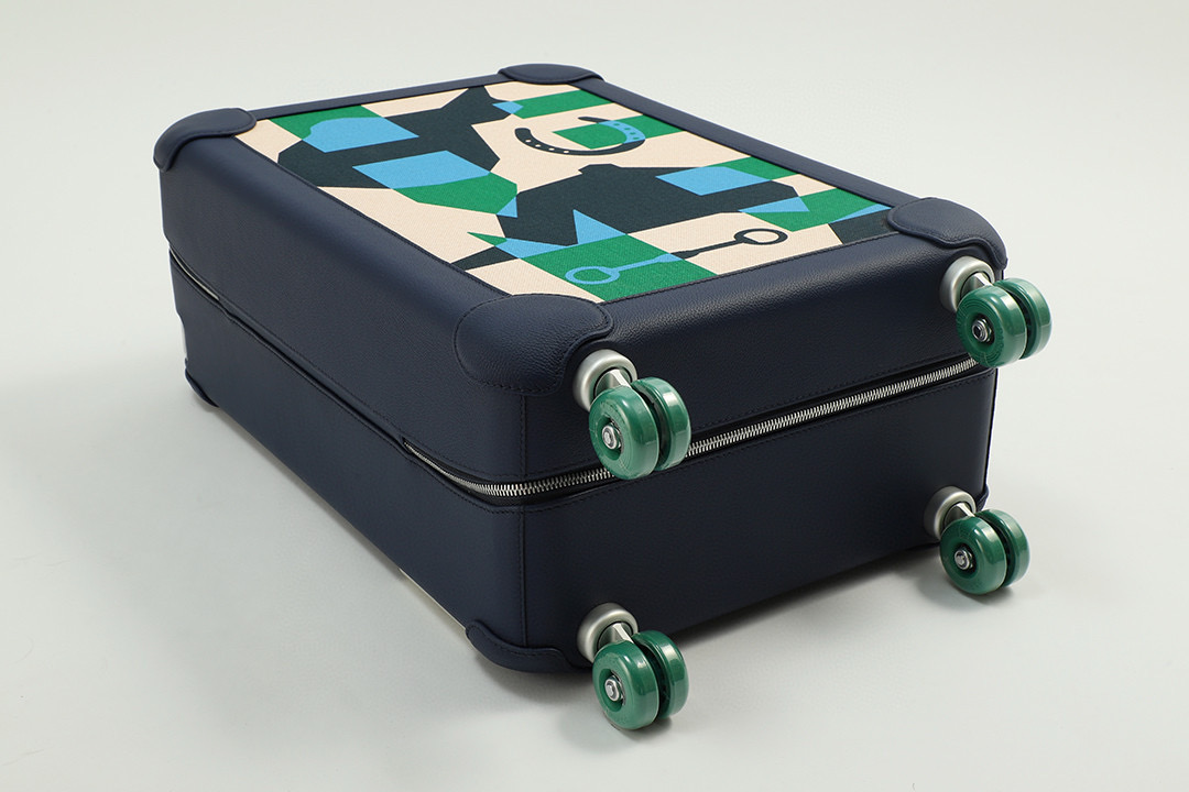 R.M.S. Elmar S. Travel Van: $150,000. Explore the World in Style! - 图片 7