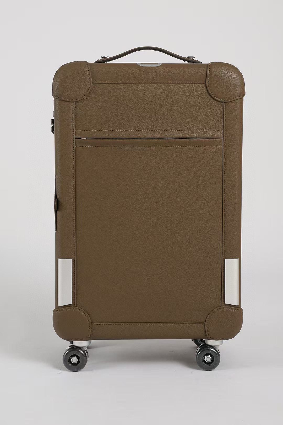 R.M.S. Elmar S. Travel Van: Stylish Luggage Solutions for Your Journey - 图片 1