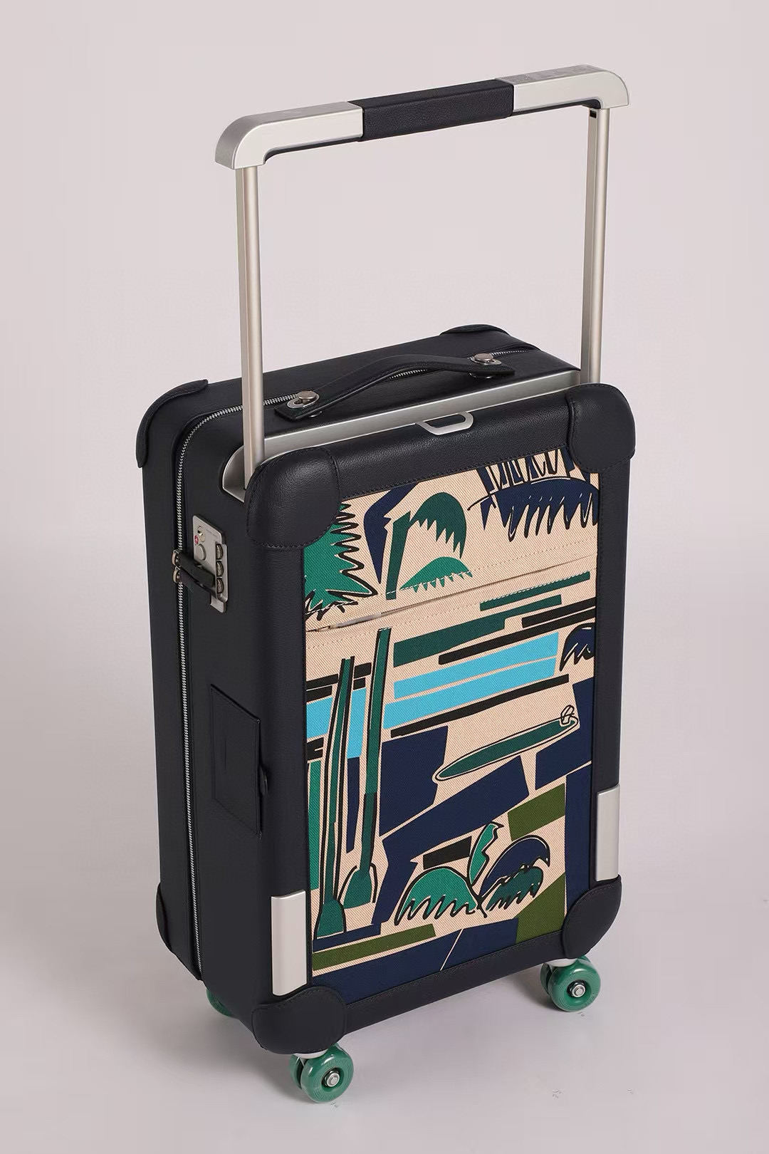 R.M.S. Elmar S. Travel Van: Compact, Stylish, and Functional Luggage Solution - 图片 4