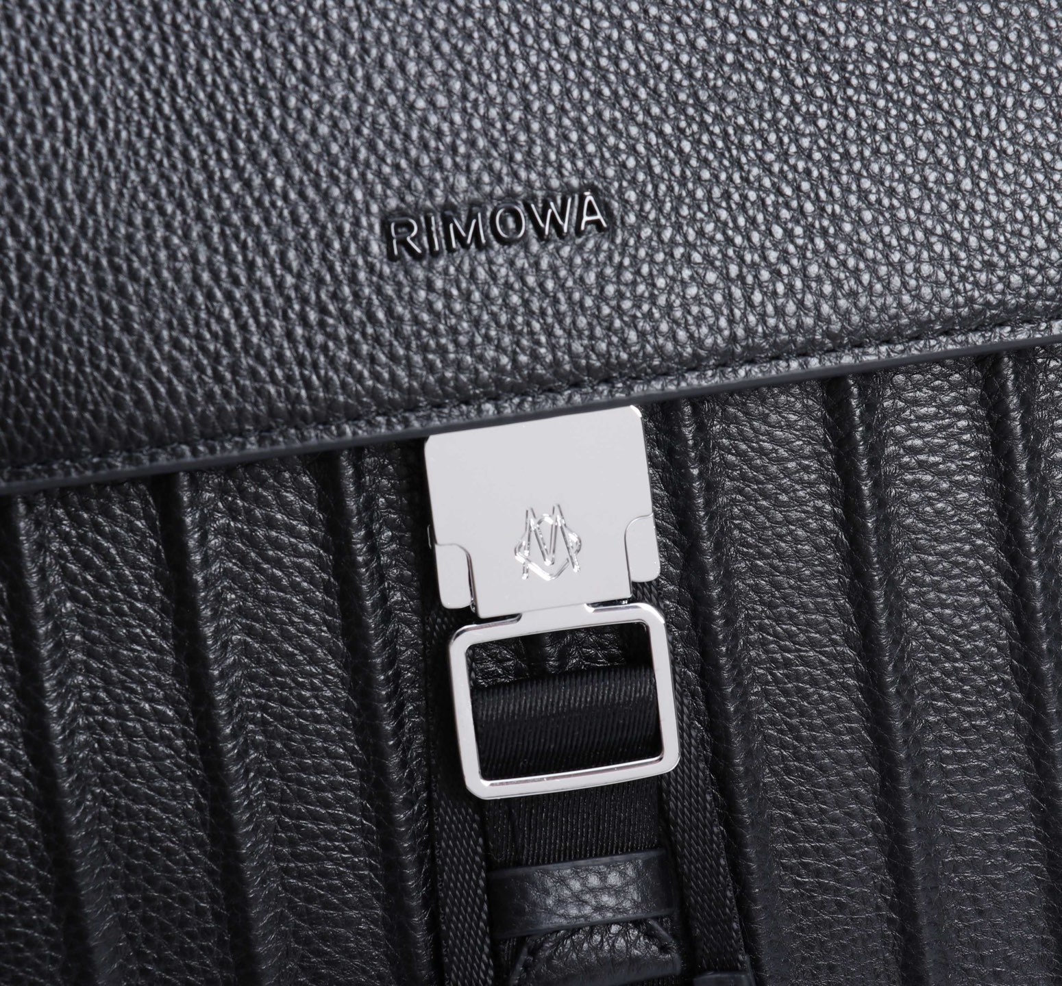 Rimowa Black leather everyday