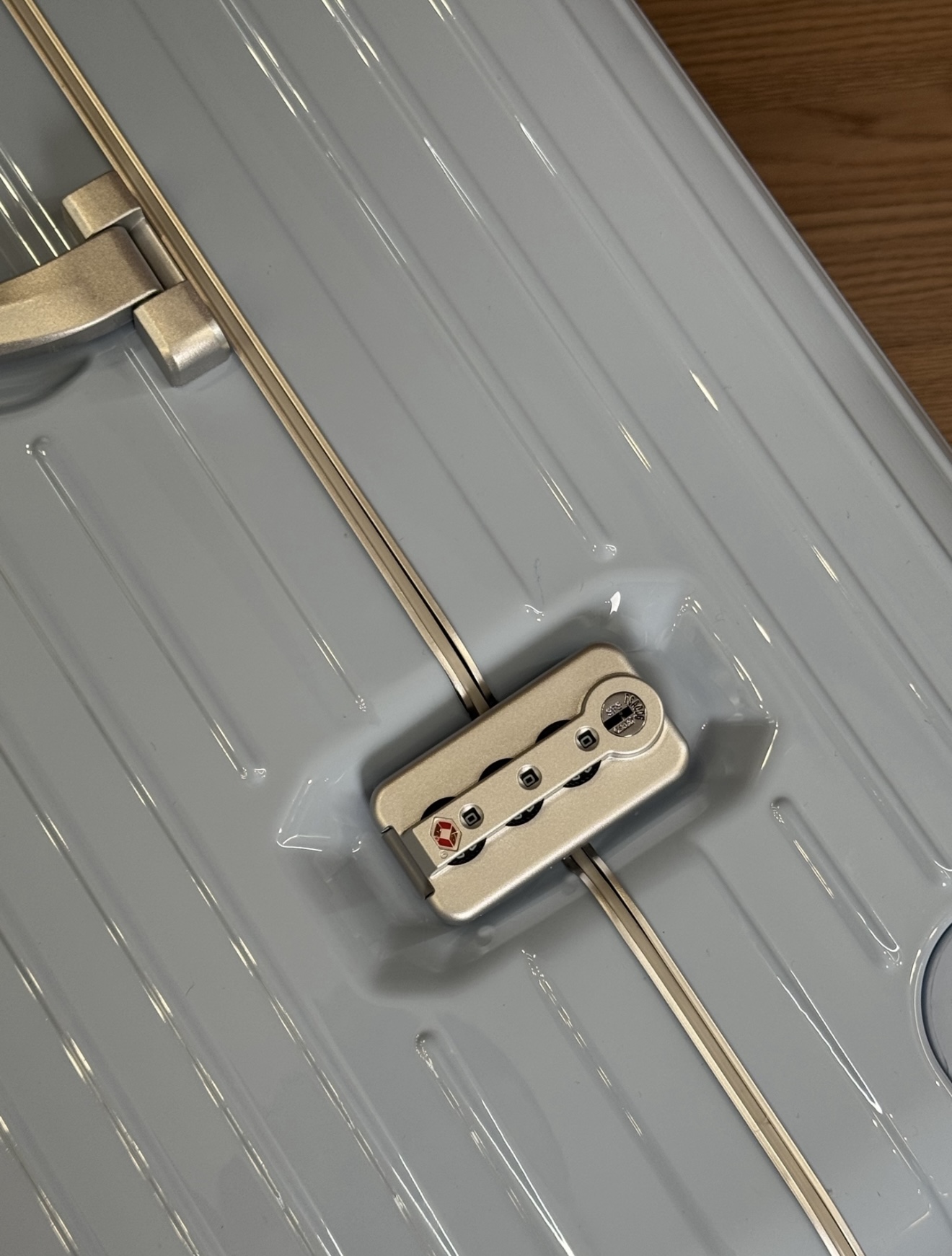 suitcase RIMOW/ w。 Hybird — photo 8