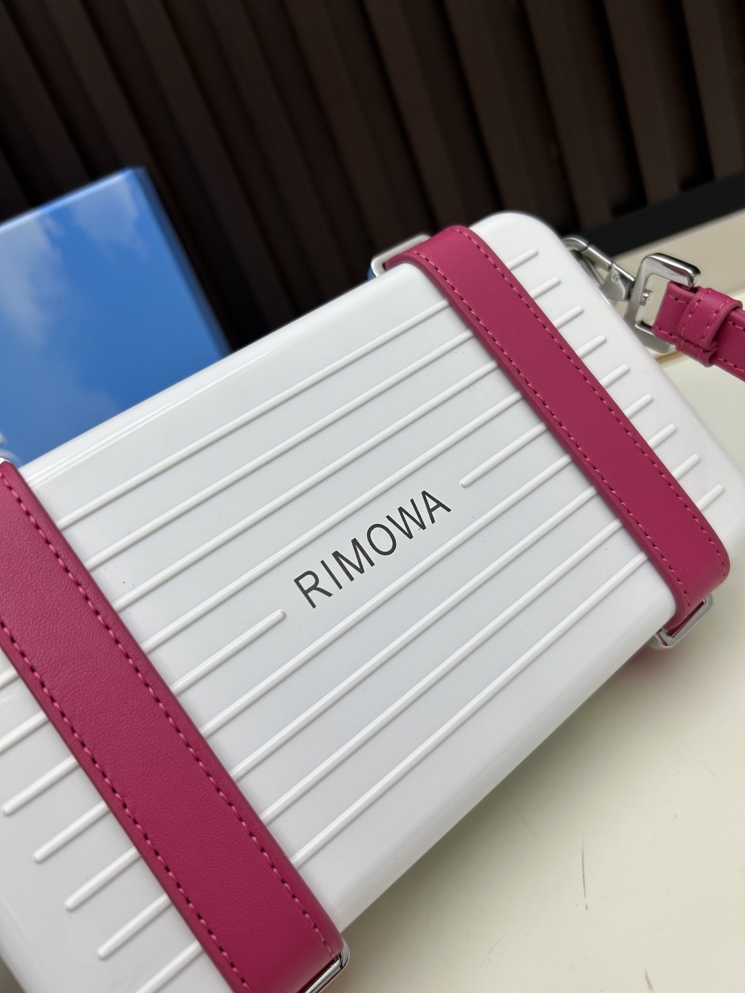 Dior messenger White/Pink crossbody
