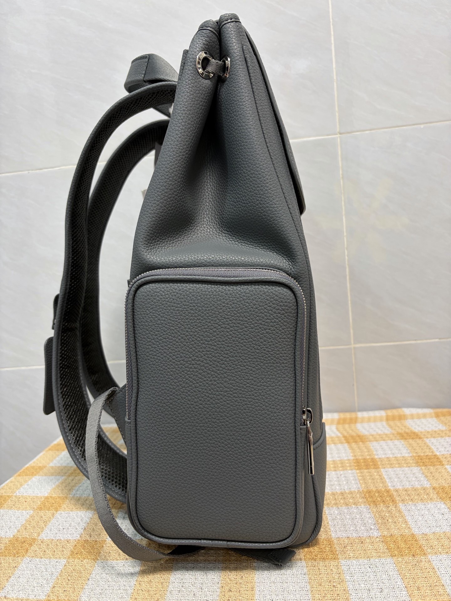 Рюкзак RIMOWA из натуральной кожи, серый