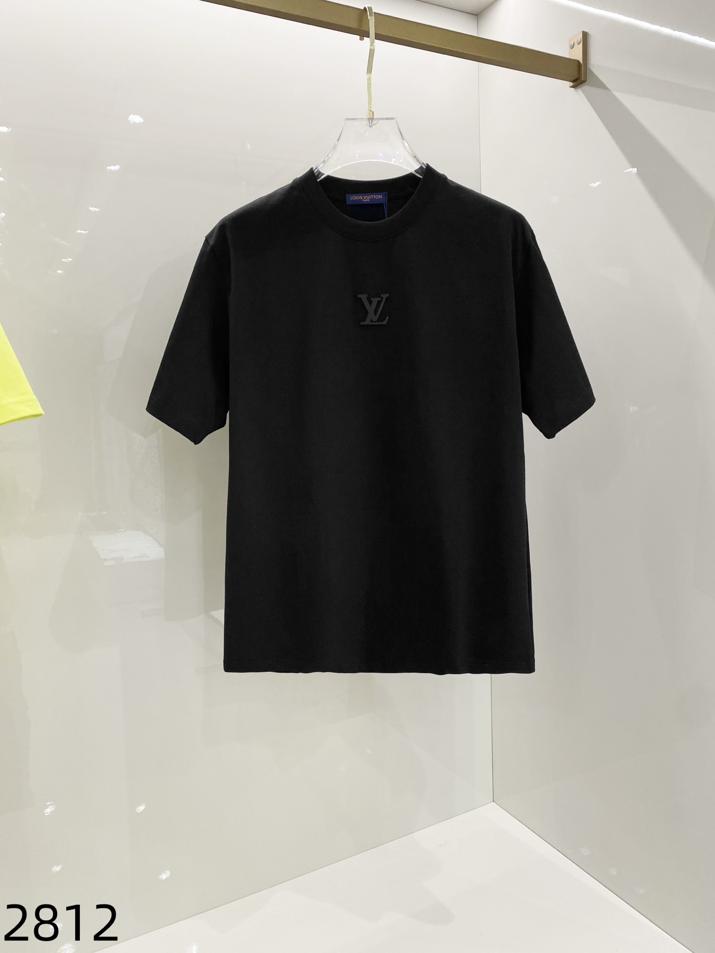 P95 Louis Vuitton Lv (disponible todo el año) 25ss nueva camiseta de manga corta con cuello redondo para hombre, versió…