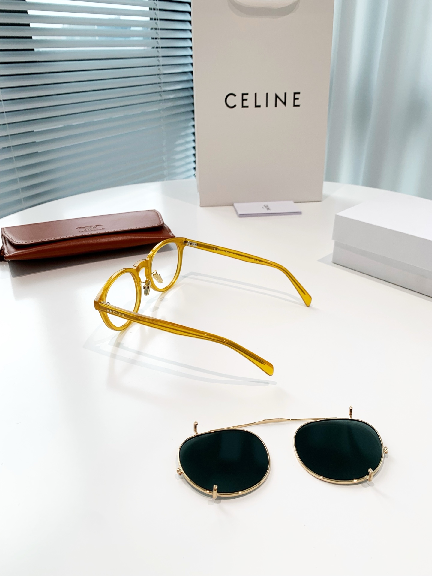 CELINE/赛琳-CLSZY·黄色光学镜 墨绿色套镜 （一镜两用）实用款型！近视的宝子们也可以随意佩戴太阳镜了！