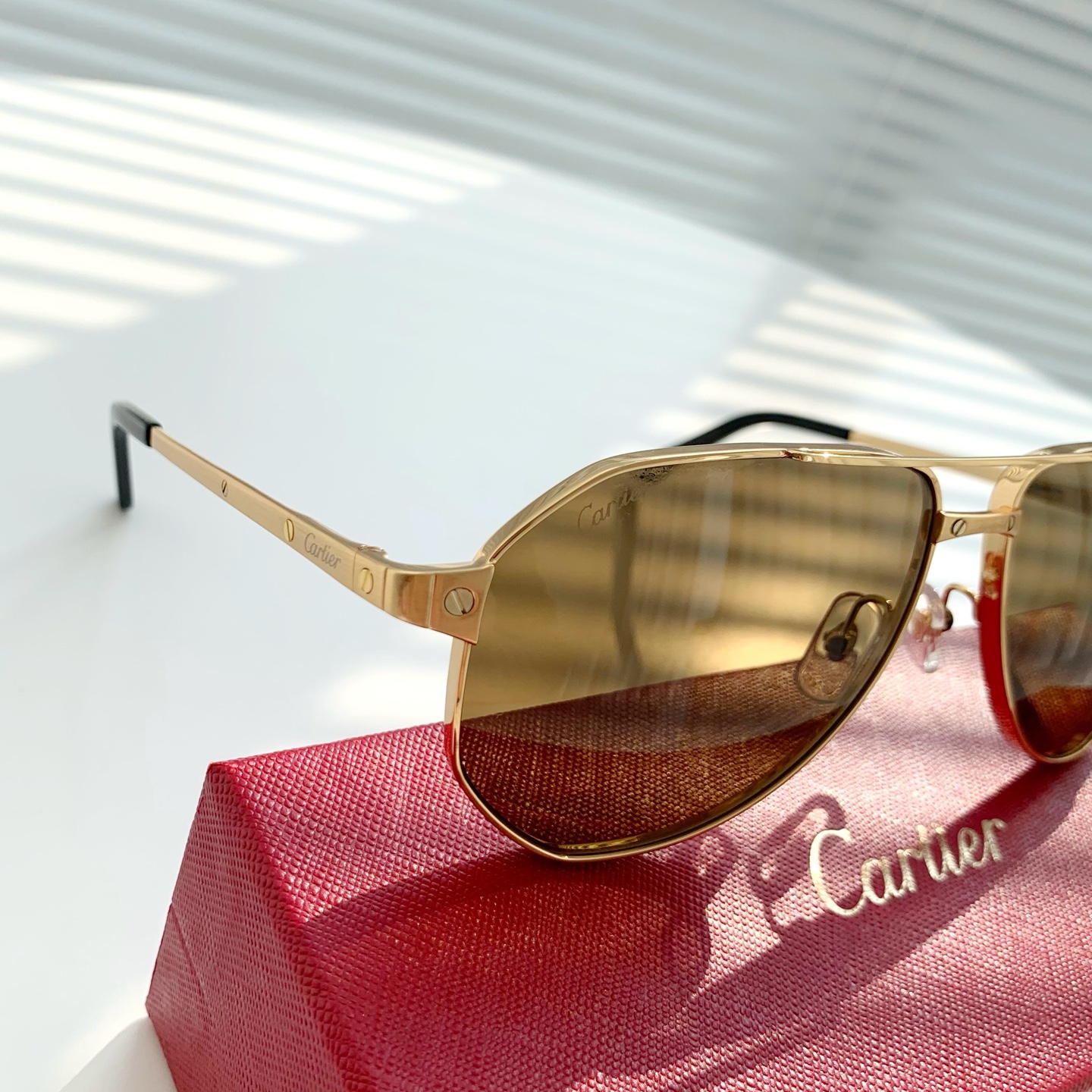 Cartier/卡地亚-型号：CT0462S · 金棕色  （蔡司镜片） 【高端产品系列】