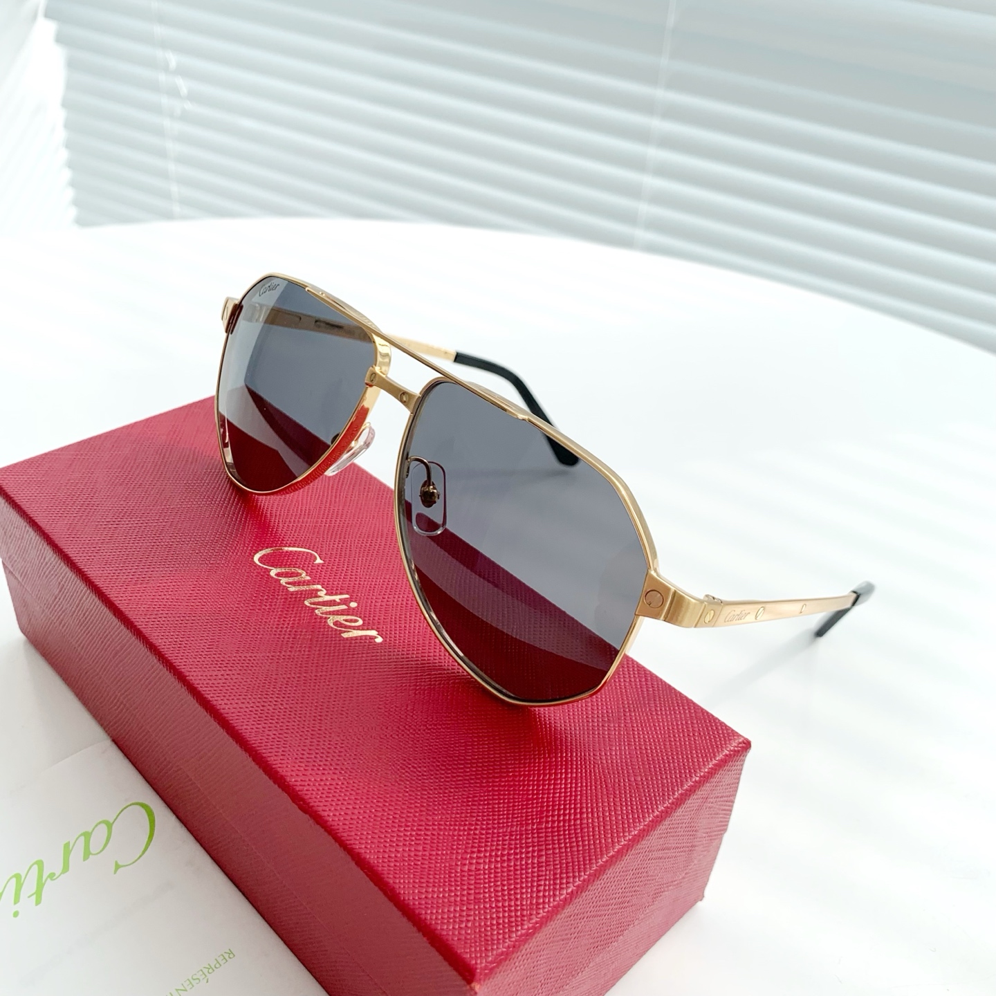 Cartier/卡地亚-型号：CT0461S · 黑灰色  （蔡司镜片） 【高端产品系列】