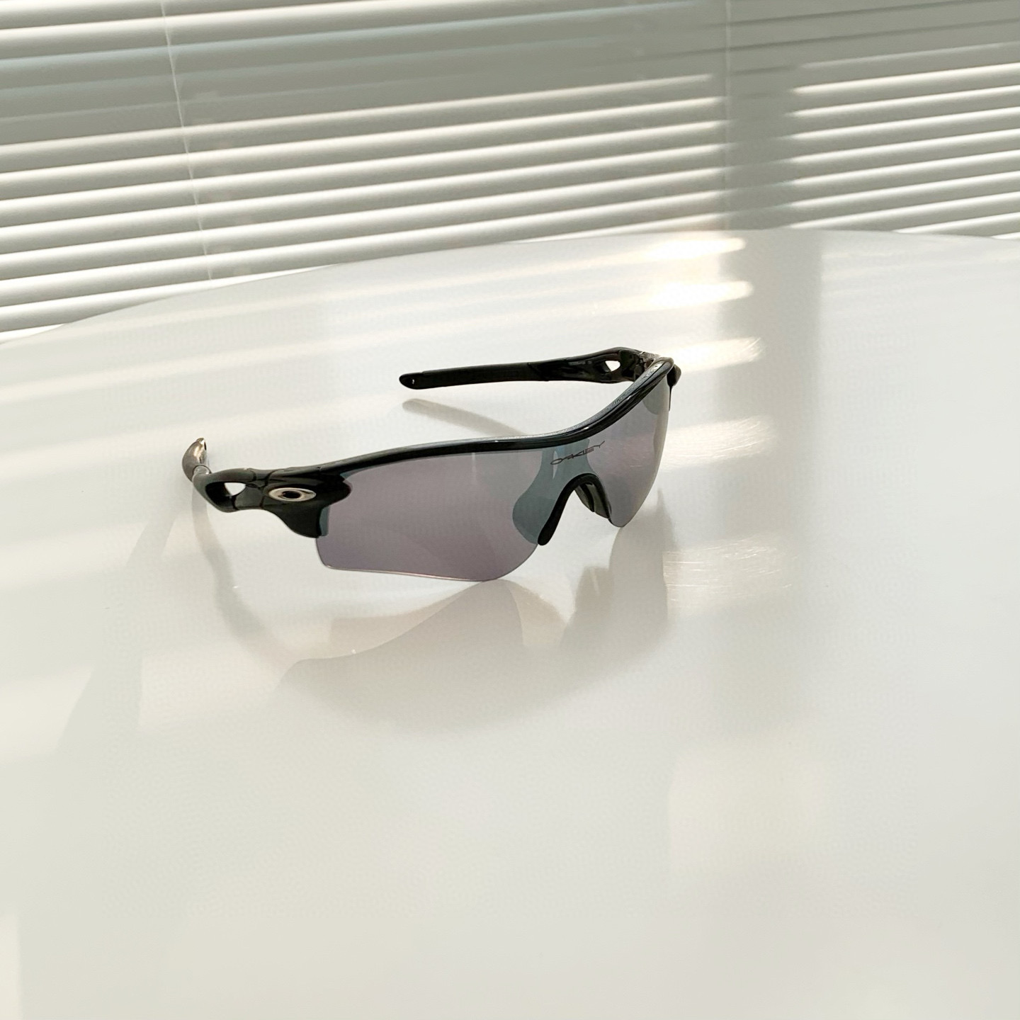 Oakley 欧克利运动眼镜 OO9206系列   （黑灰色）