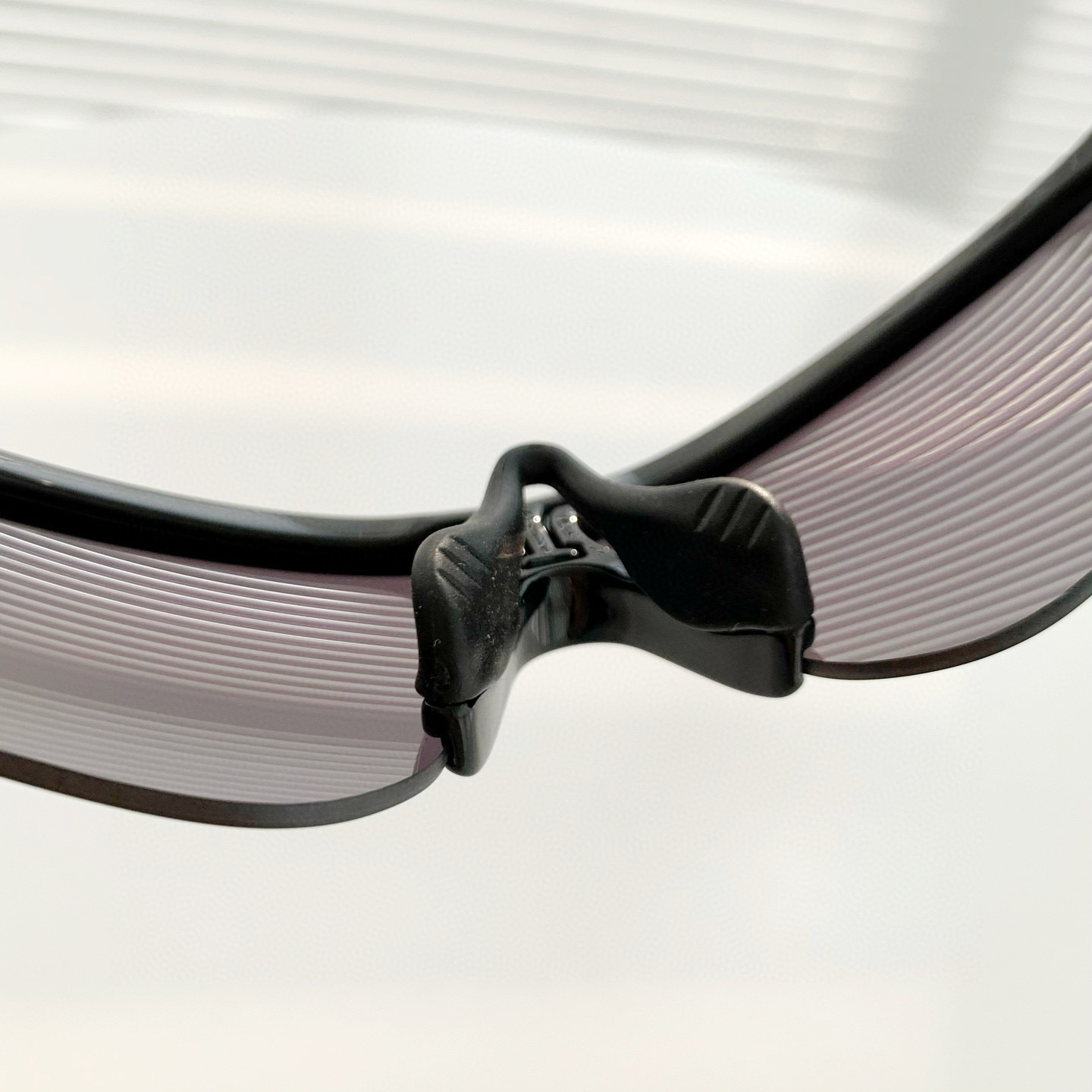 Oakley 欧克利运动眼镜 OO9206系列   （黑灰色）