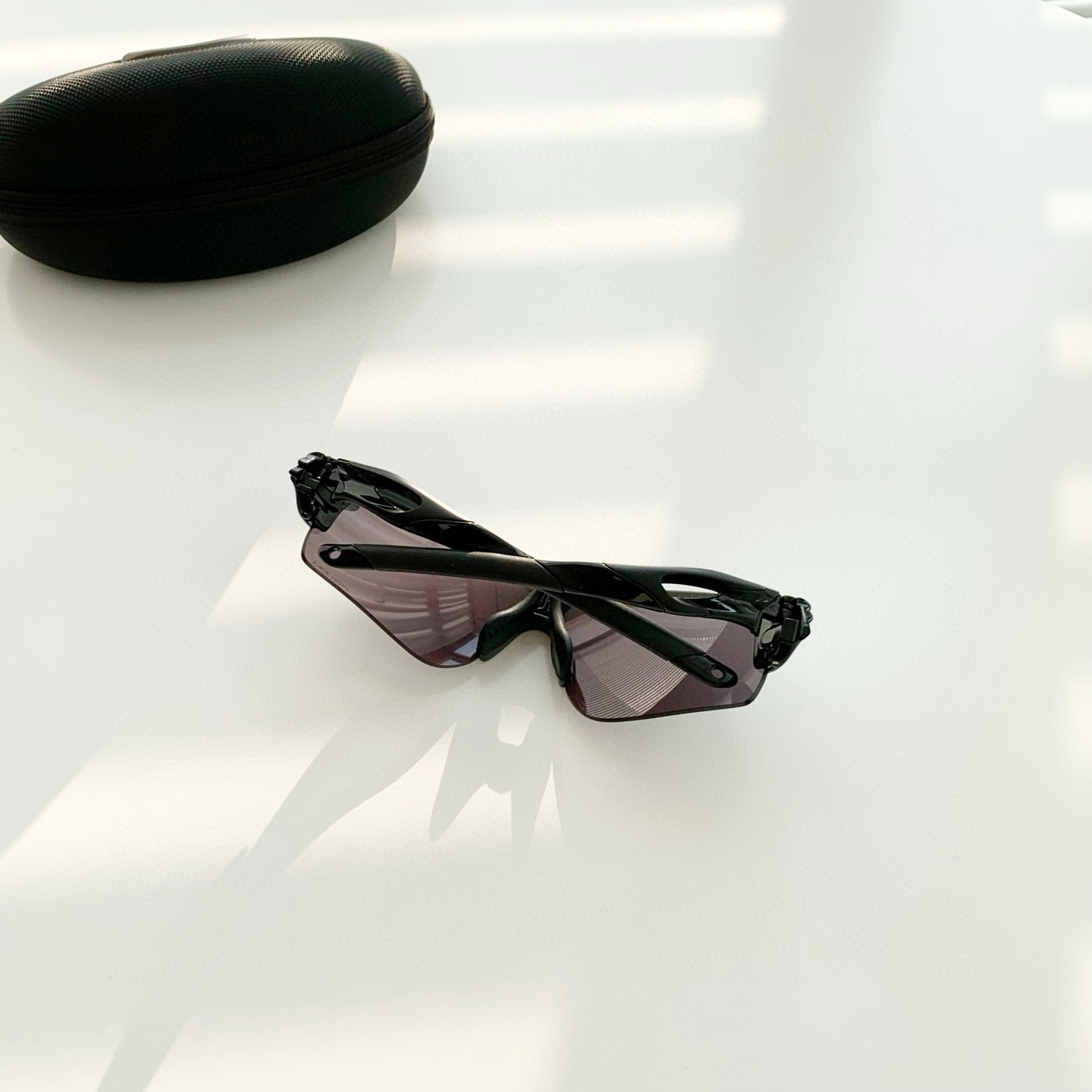 Oakley 欧克利运动眼镜 OO9206系列   （黑灰色）