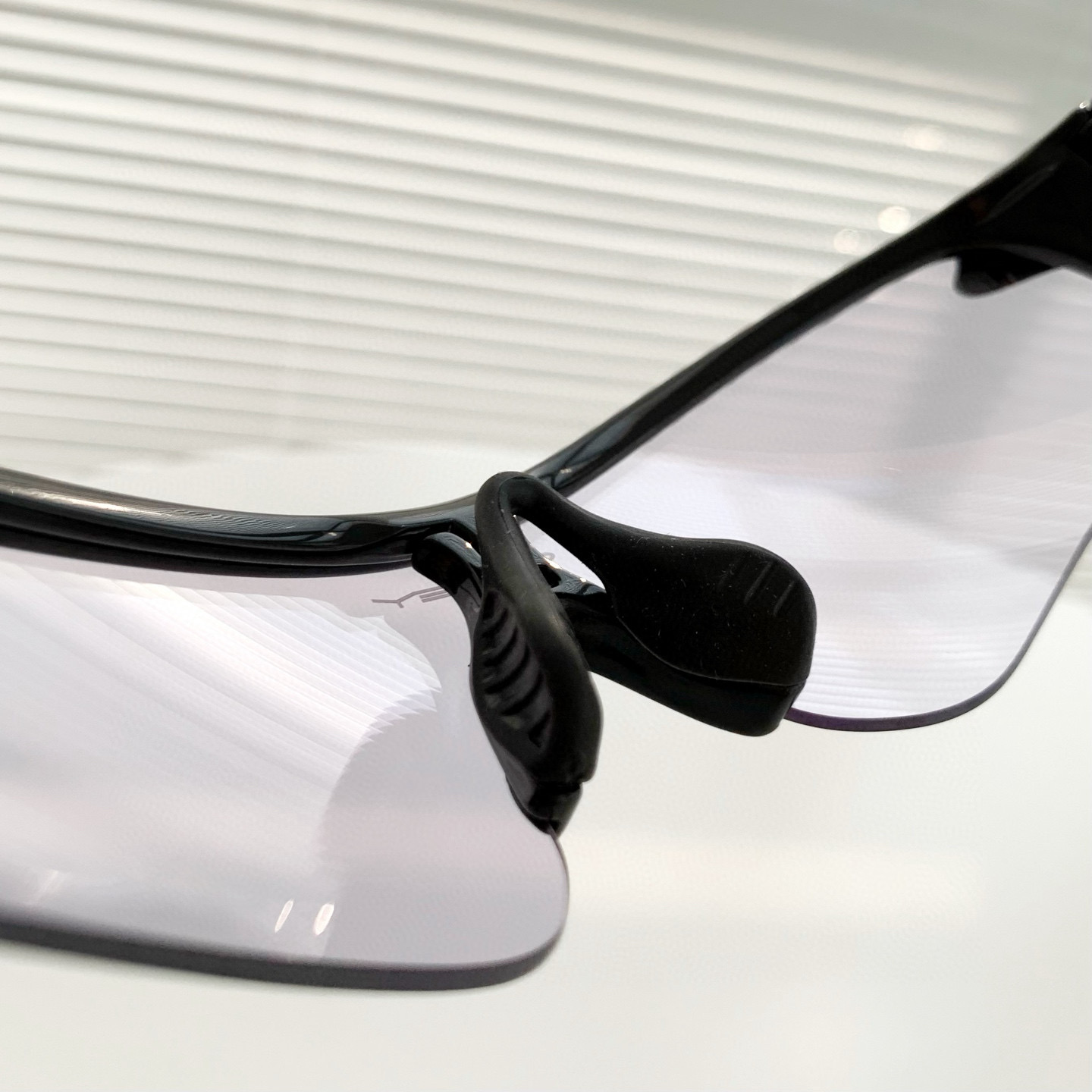 Oakley 欧克利运动眼镜 OO9206系列   （浅灰色）