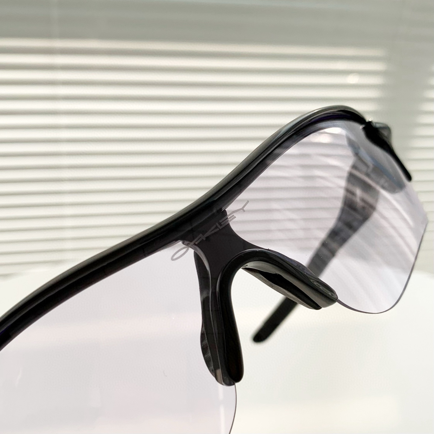 Oakley 欧克利运动眼镜 OO9206系列   （浅灰色）