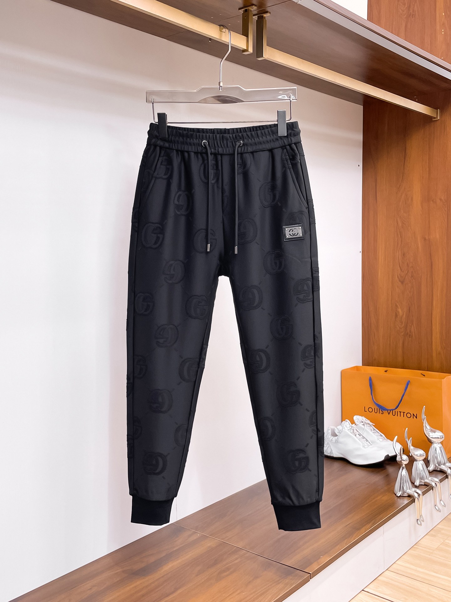 NO:513412,Gucci 25-year new autumn and winter casual pants size 28-36, gucci, gucci, alexander wang19860909Gucci 古驰 25年新款秋冬休闲裤 码数28-36,,gucci,gucci,alexander wang,Men's clothing