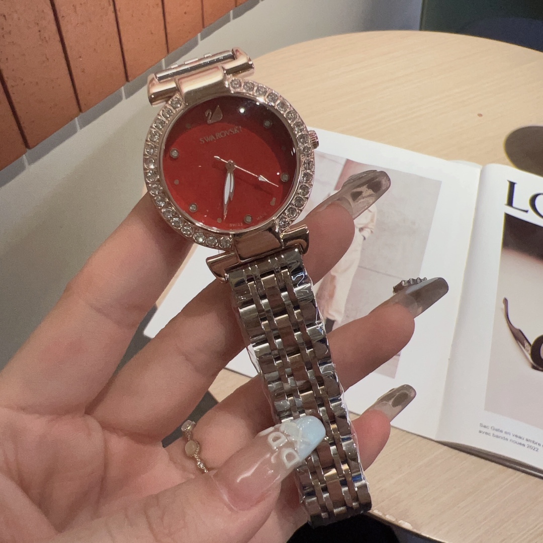 Stylish Women’s Wristwatch: Small Swan Design, Comfortable, Steel Belts, 32mm Perfect Fit - 图片 6