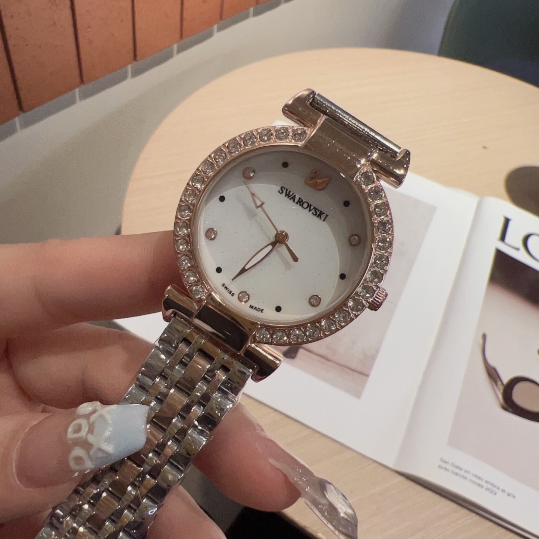 Stylish Women’s Wristwatch: Small Swan Design, Comfortable, Steel Belts, 32mm Perfect Fit - 图片 4