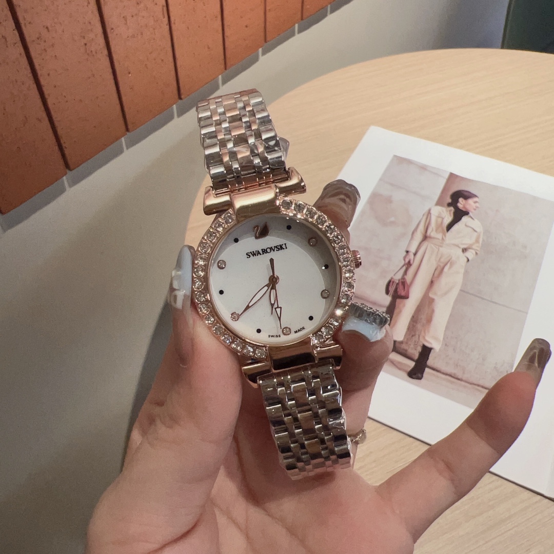 Stylish Women’s Wristwatch: Small Swan Design, Comfortable, Steel Belts, 32mm Perfect Fit - 图片 1