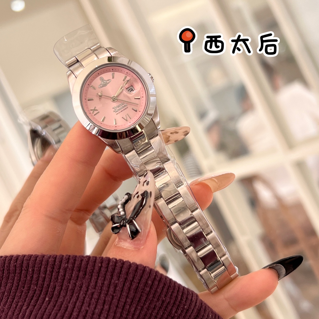 Luxurious Vivienne Westwood Queen’s Wristwatch with Roman Sculptural Saturn Markings - 图片 4