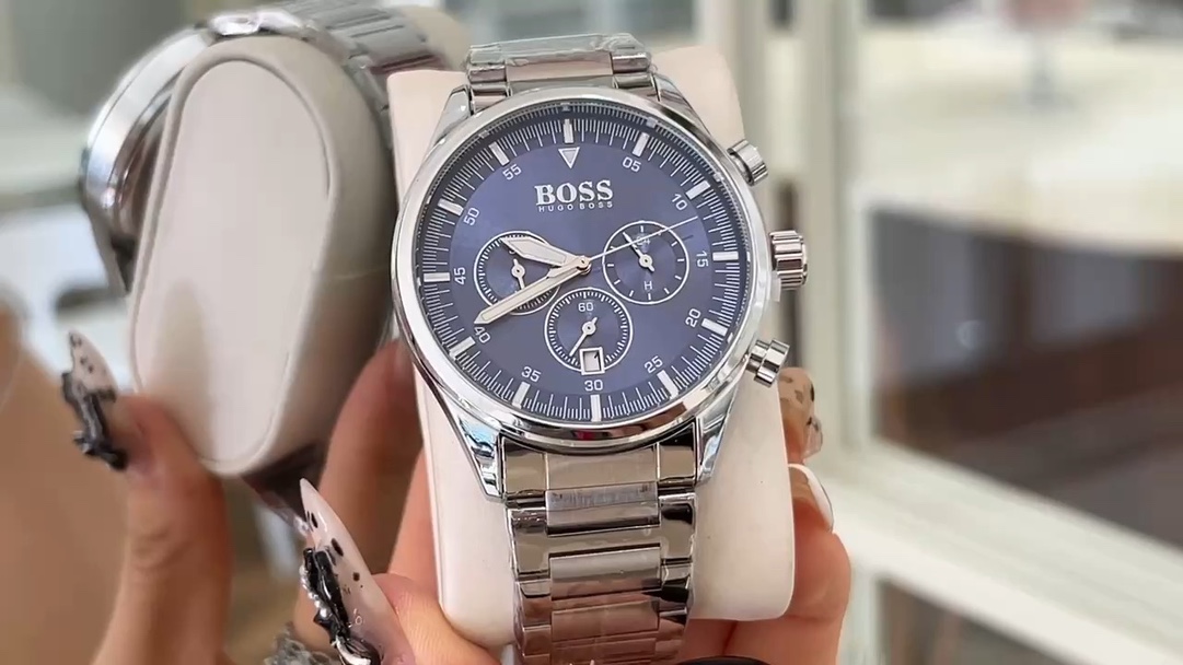 Stylish Men’s Watch: Boss Brand, Precision Design, Quality Craftsmanship