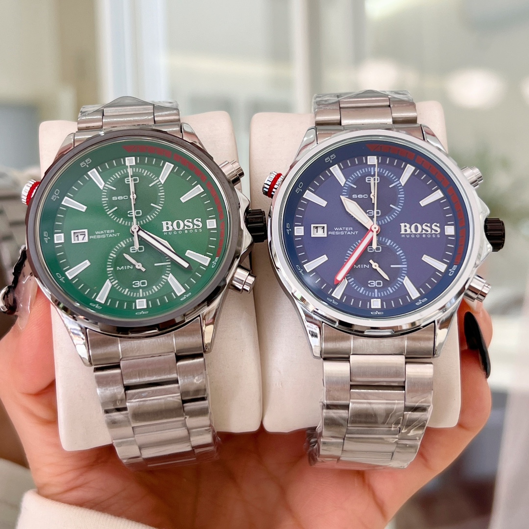 Stylish Men’s Watch: Boss Brand Charm in 40MM Dimension