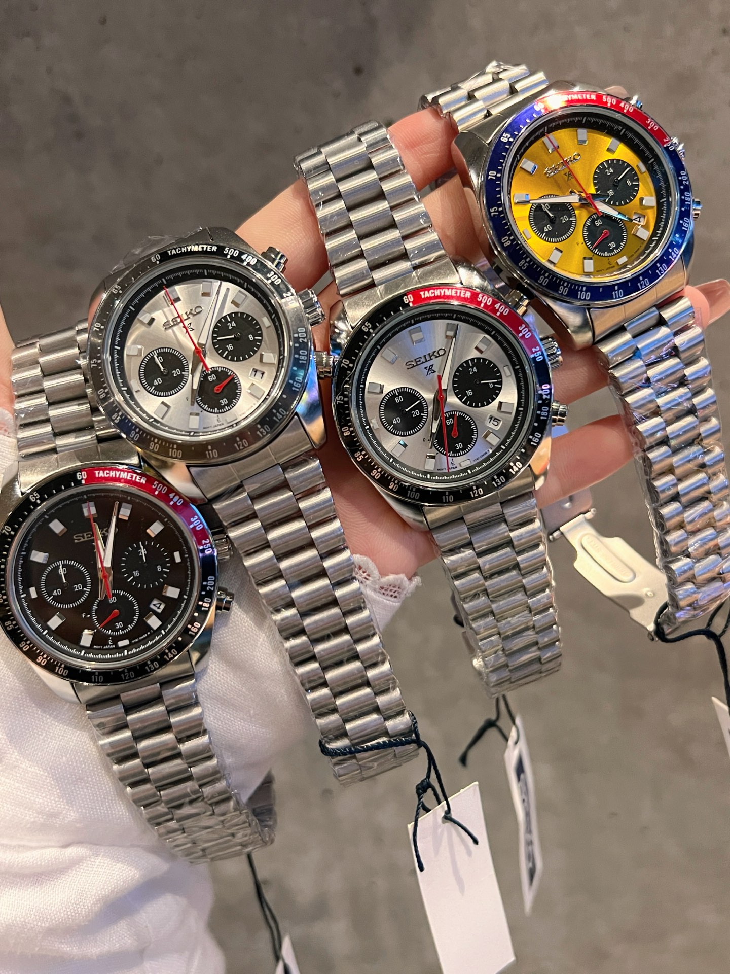 SEIKO Men's Stainless Steel Quartz Watch with Chronograph Function