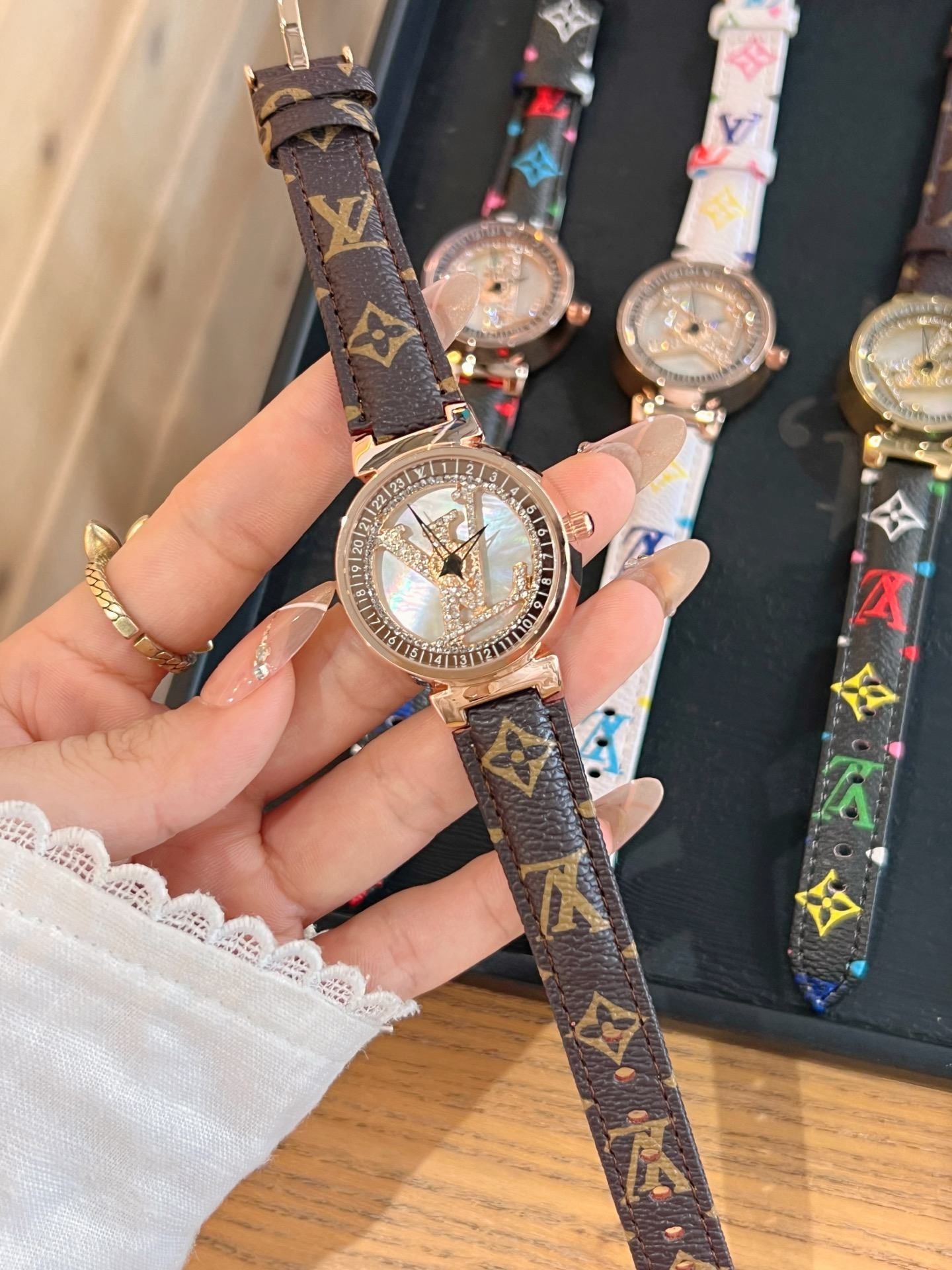 💰75
🔜升级版❤时来运转Lv 格调女表💕💕 利