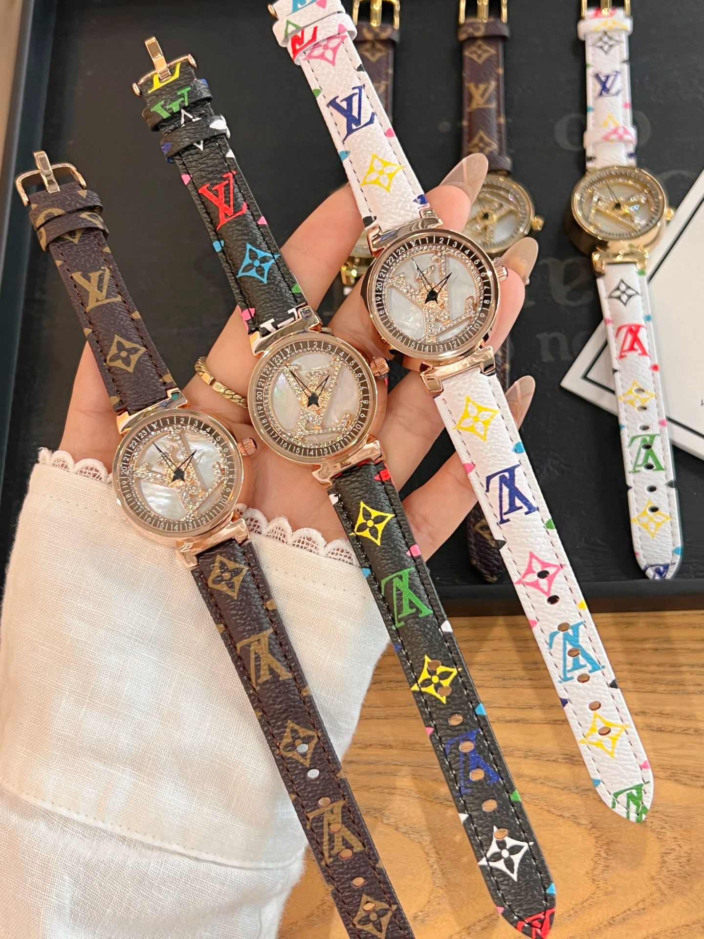 💰75
🔜升级版❤时来运转Lv 格调女表💕💕 利