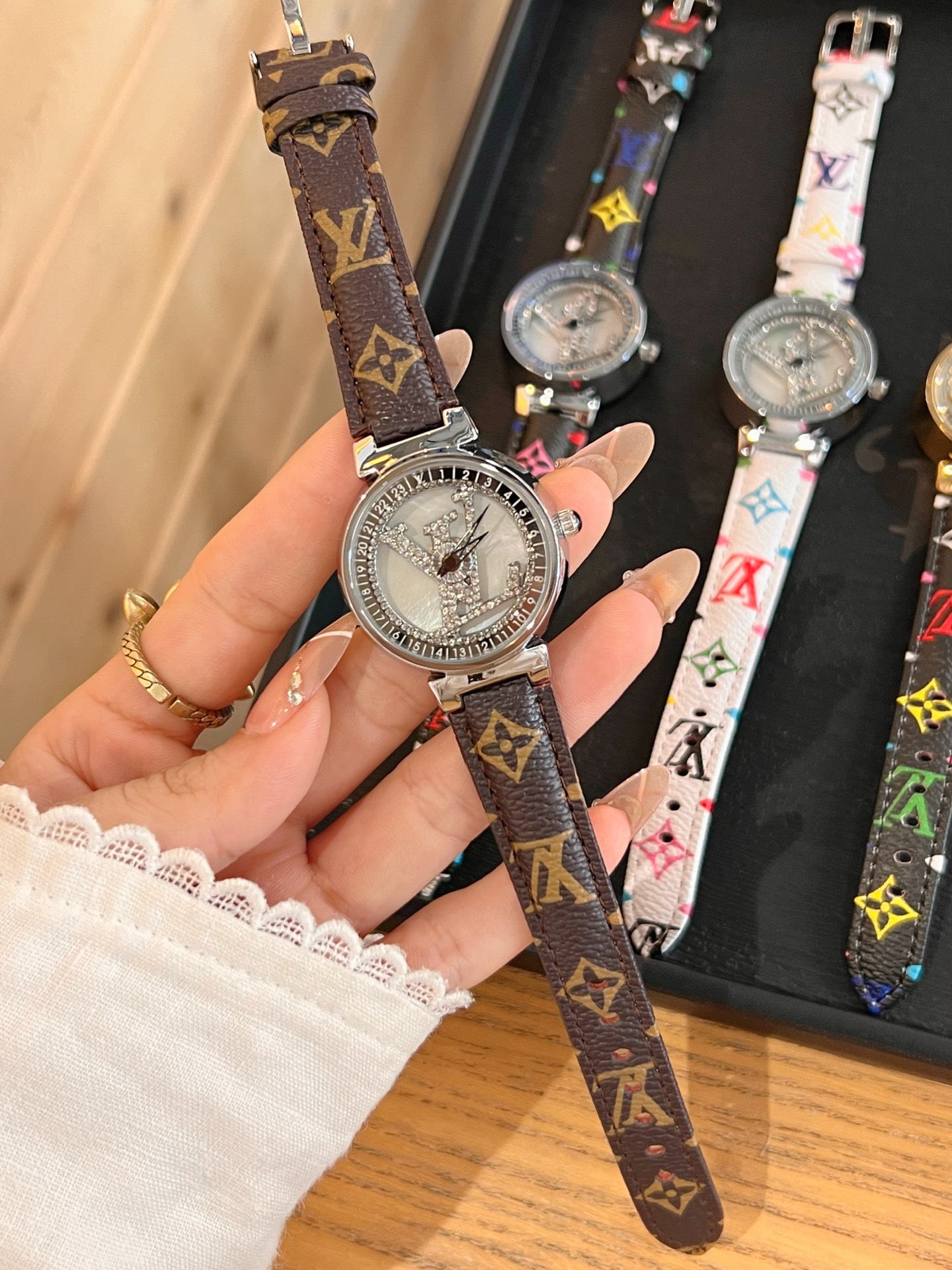 💰75
🔜升级版❤时来运转Lv 格调女表💕💕 利