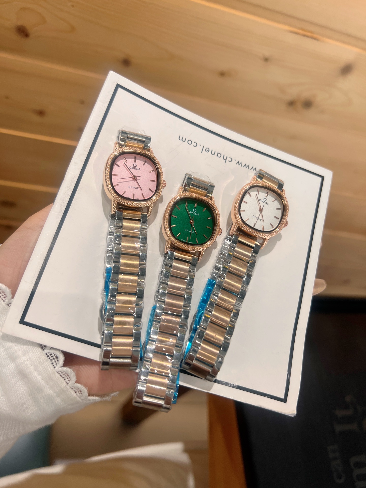 💰65
欧米伽经典款石英手表，进口石英机芯，精钢材质表