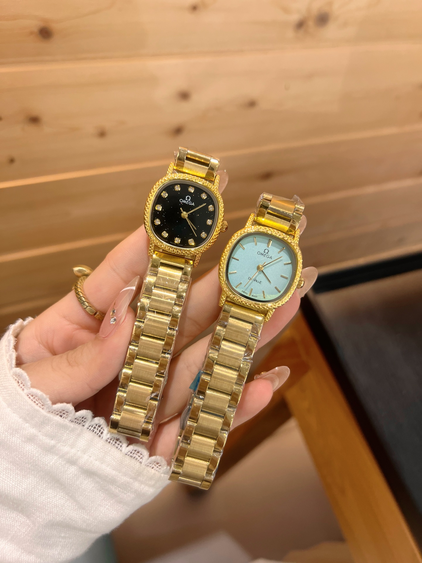 💰65
欧米伽经典款石英手表，进口石英机芯，精钢材质表