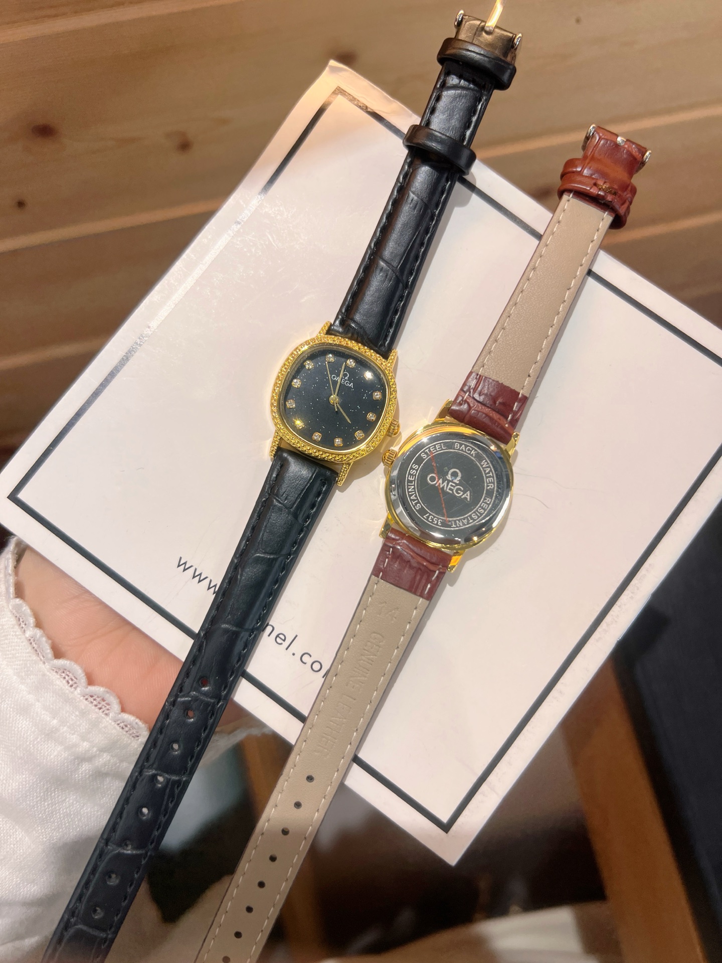 💰55
欧米伽经典款石英手表，进口石英机芯，精钢材质表