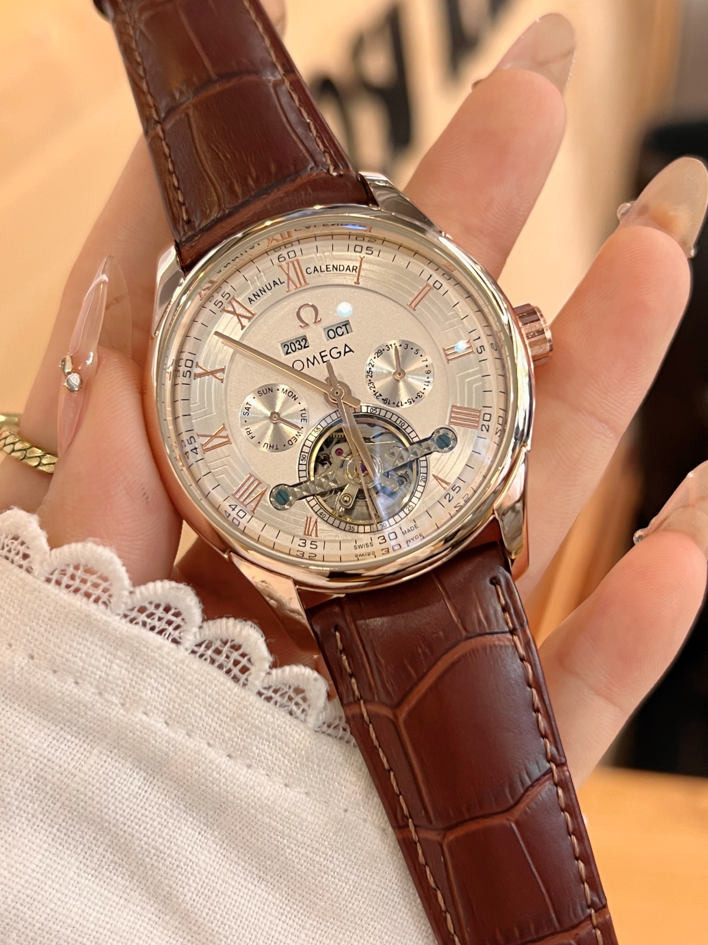 💰175
欧米加-OMEGA 九飞轮全自动机械腕表 蕴