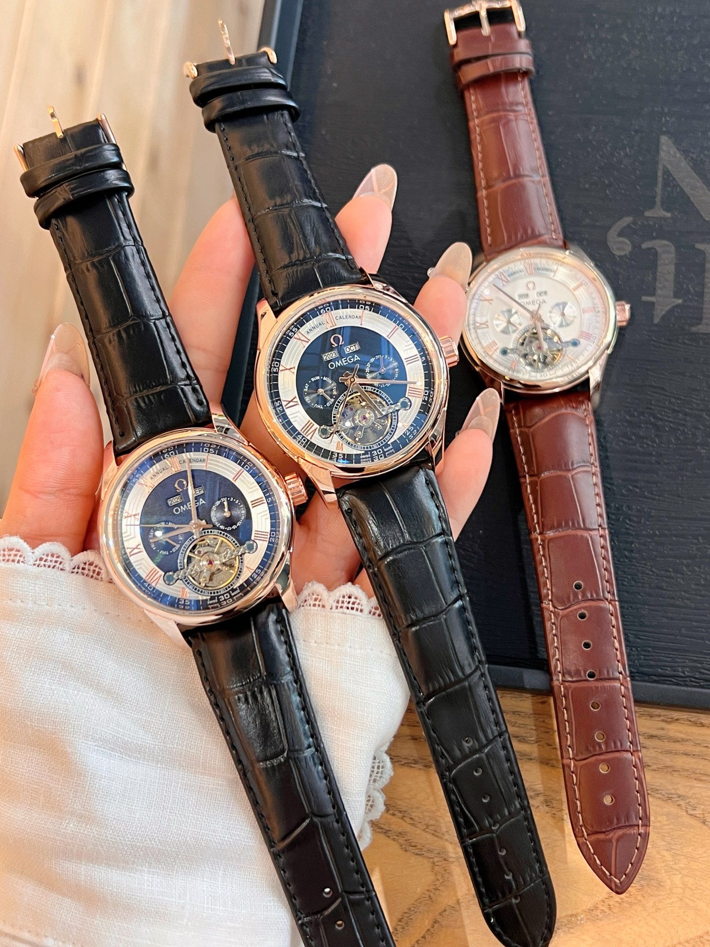 💰175
欧米加-OMEGA 九飞轮全自动机械腕表 蕴