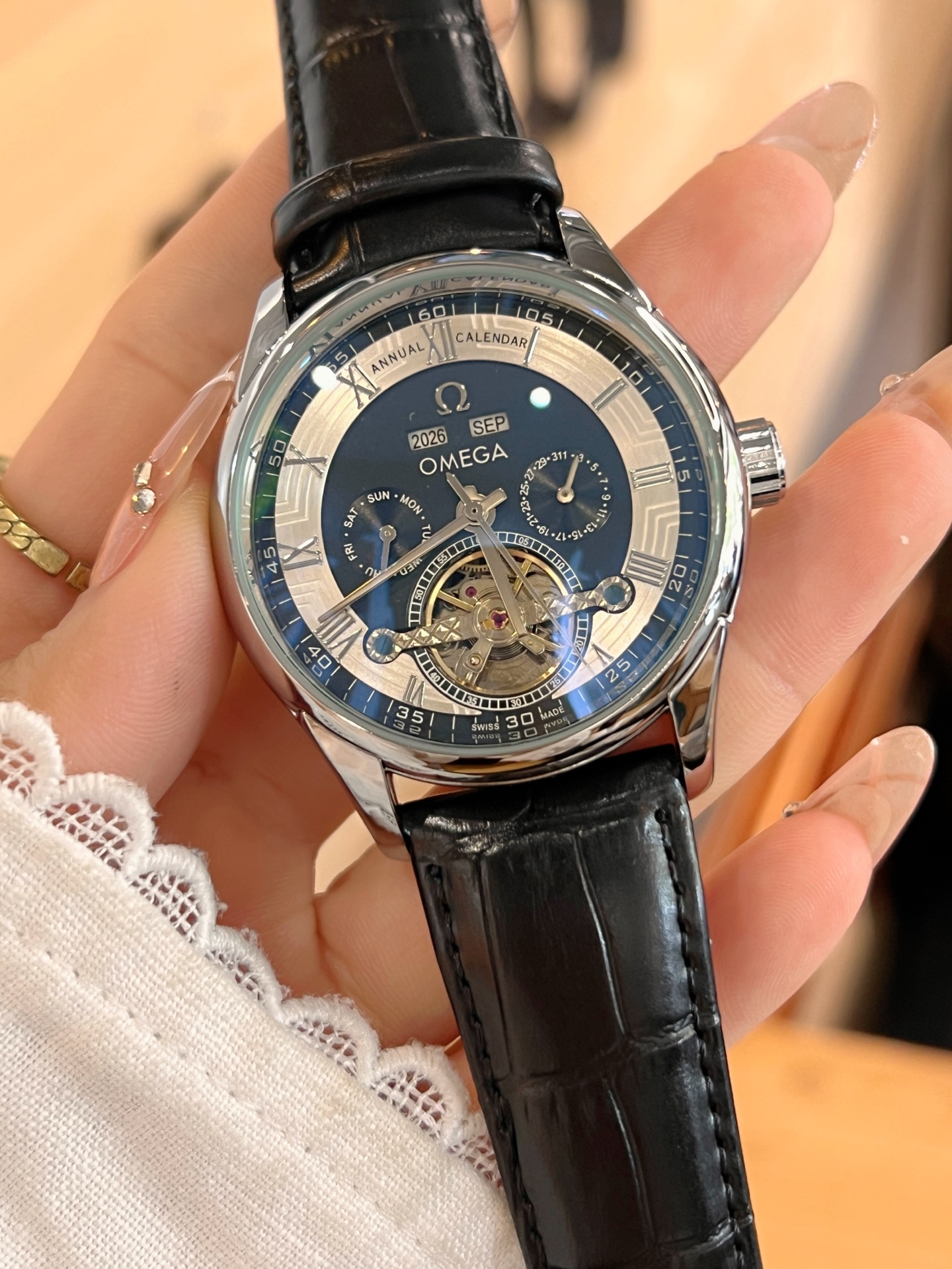 💰170
欧米加-OMEGA 九飞轮全自动机械腕表 蕴