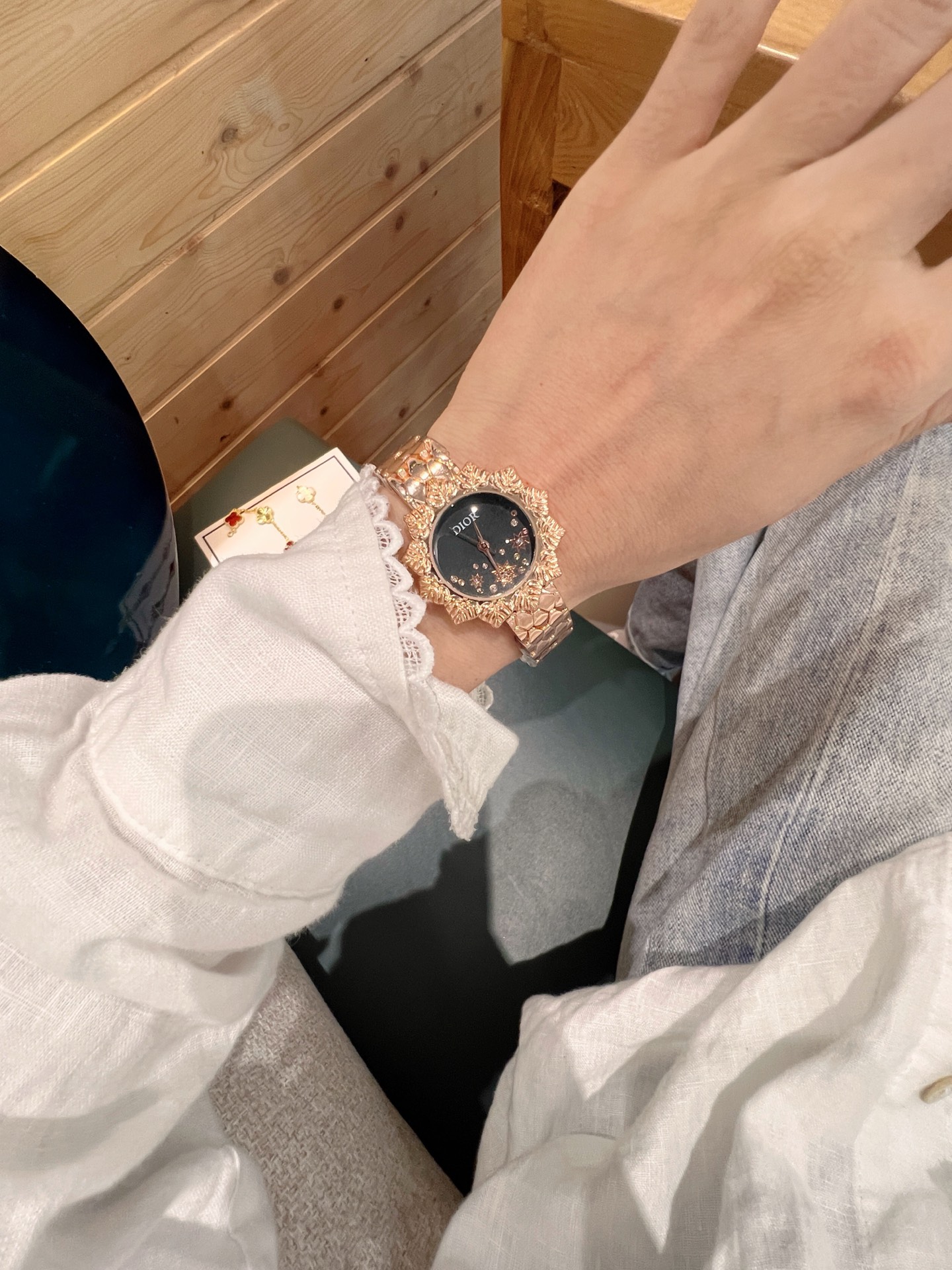 💰50
迪奥 时尚最新款✨🎀简约时尚时装表💍精美名