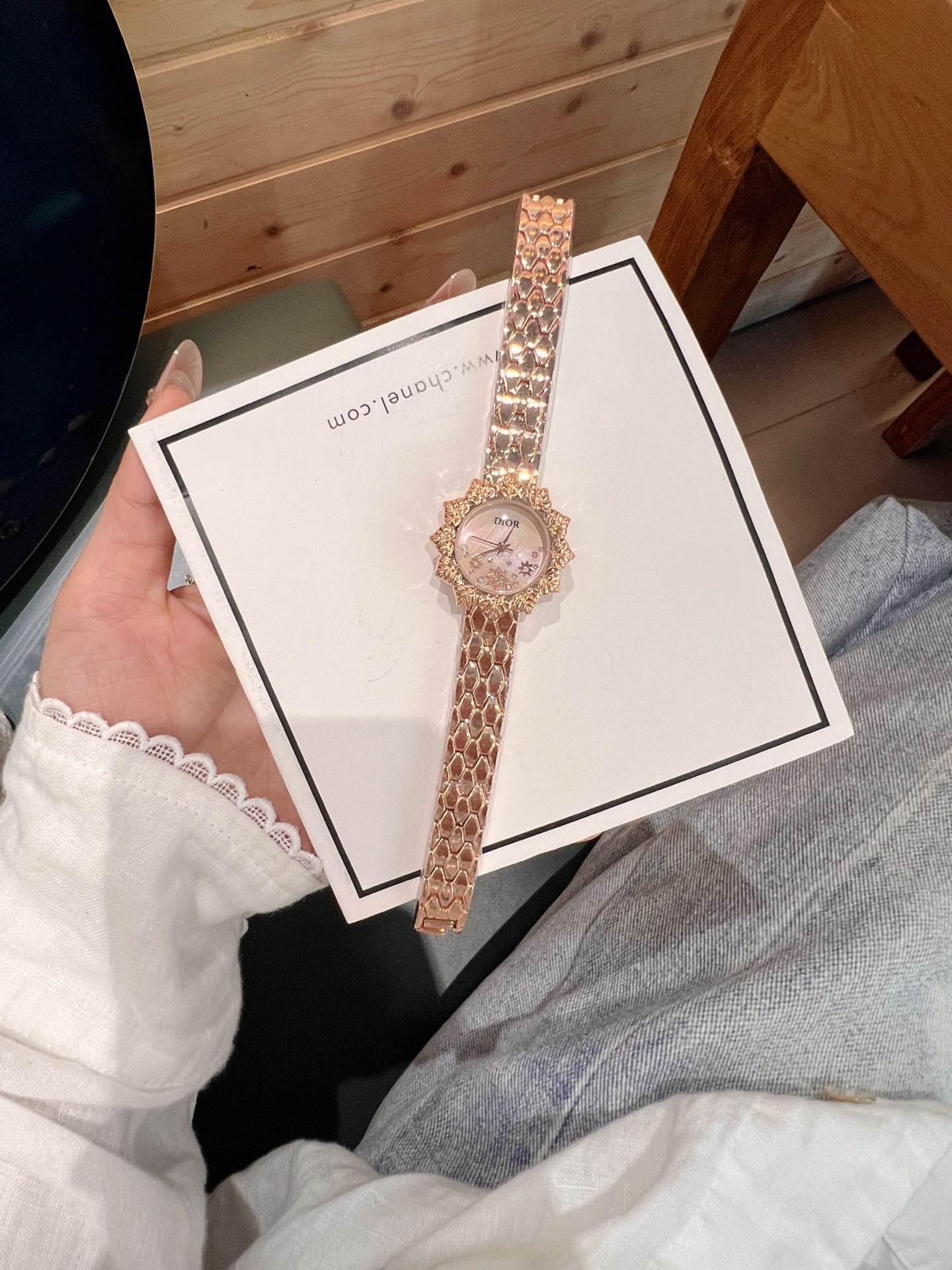 💰50
迪奥 时尚最新款✨🎀简约时尚时装表💍精美名