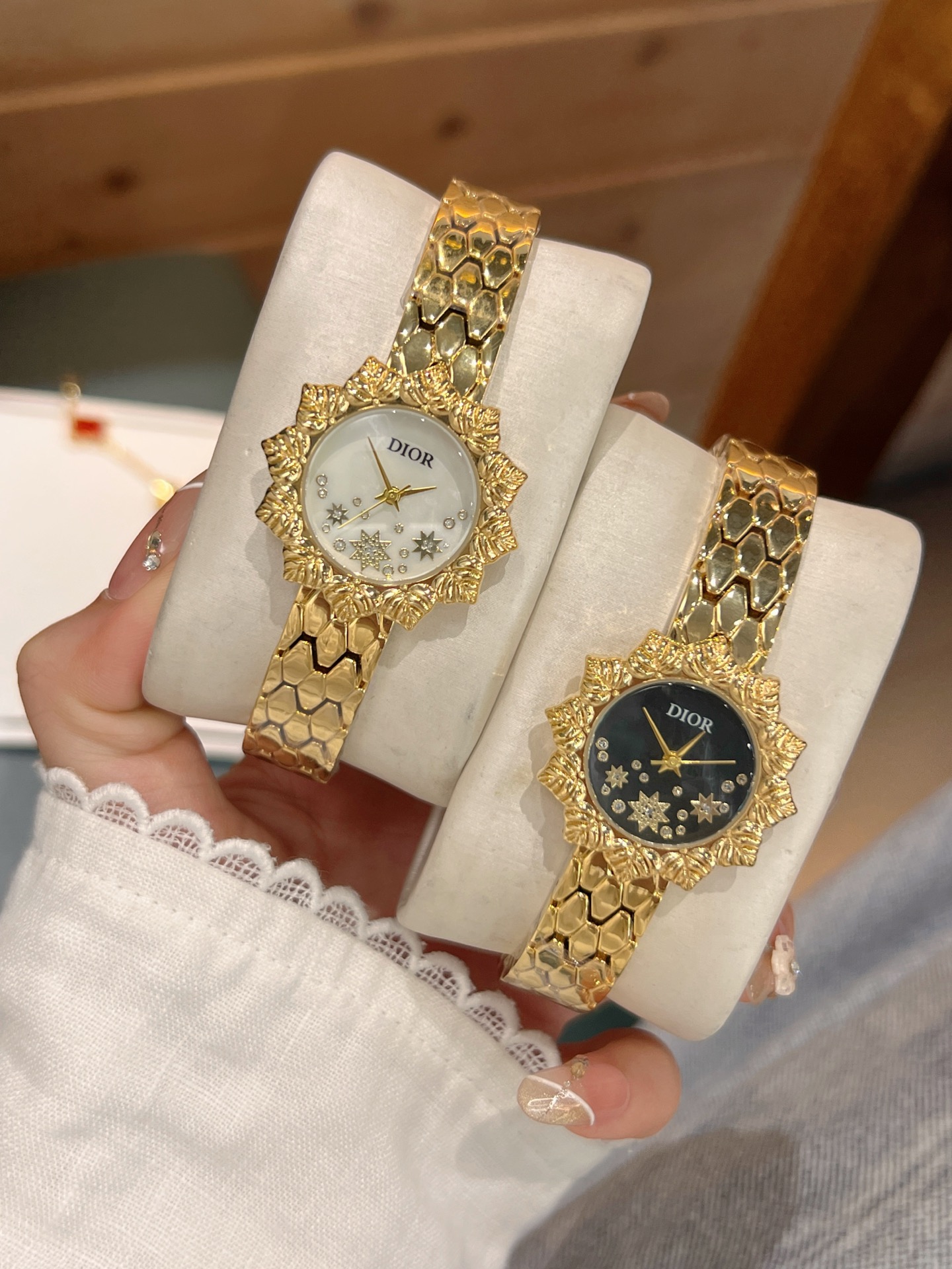 💰50
迪奥 时尚最新款✨🎀简约时尚时装表💍精美名