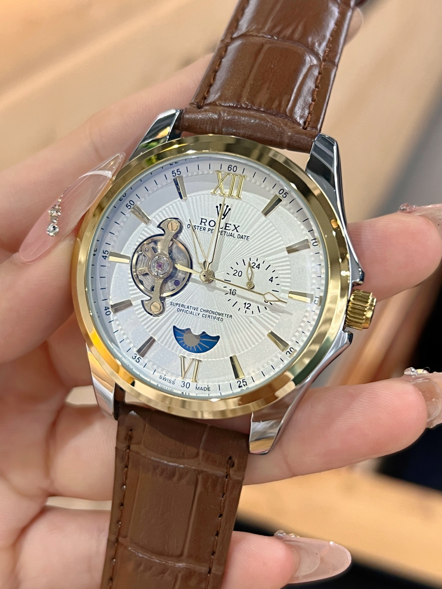 💰白110，金120
欧米加-OMEGA 九飞轮全自动