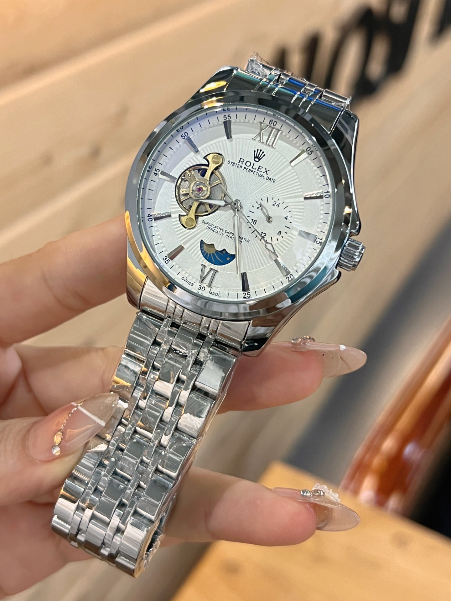 💰白125，金130
欧米加-OMEGA 九飞轮全自动