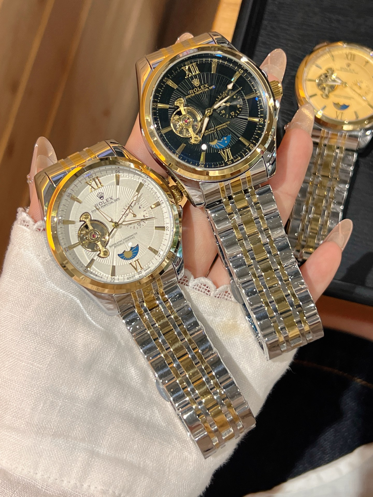 💰白125，金130
欧米加-OMEGA 九飞轮全自动