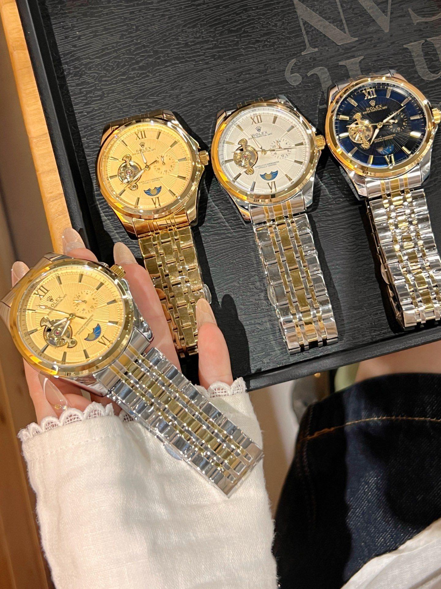 💰白125，金130
欧米加-OMEGA 九飞轮全自动